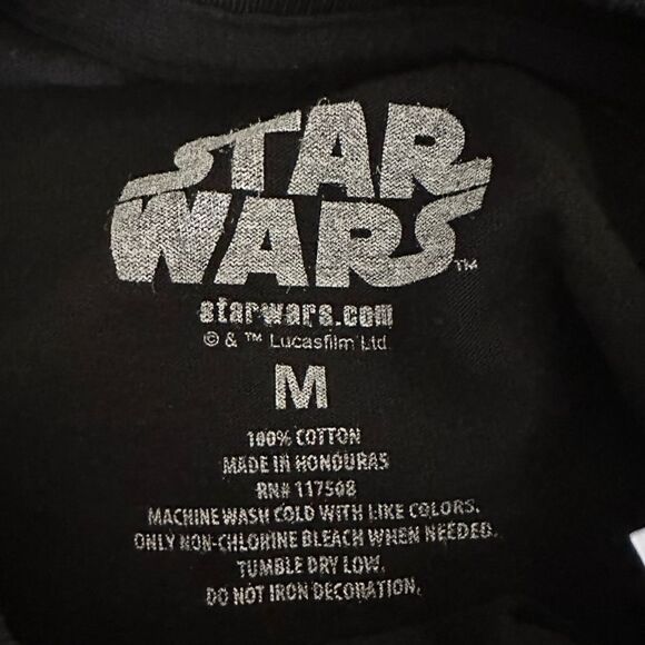 NWT Star Wars Unisex Black Long Sleeve Tee Short Top “GROGU” - Size Medium - Picture 4 of 4